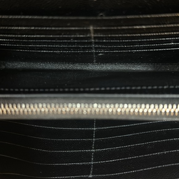 ❗️SOLD❗️Pre-Owned YSL Black Leather Wallet On Chain (Small) - Picture 4 of 8